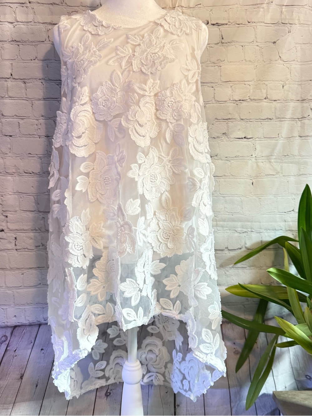 Vince Camuto White Floral Embroidered Sheer Top